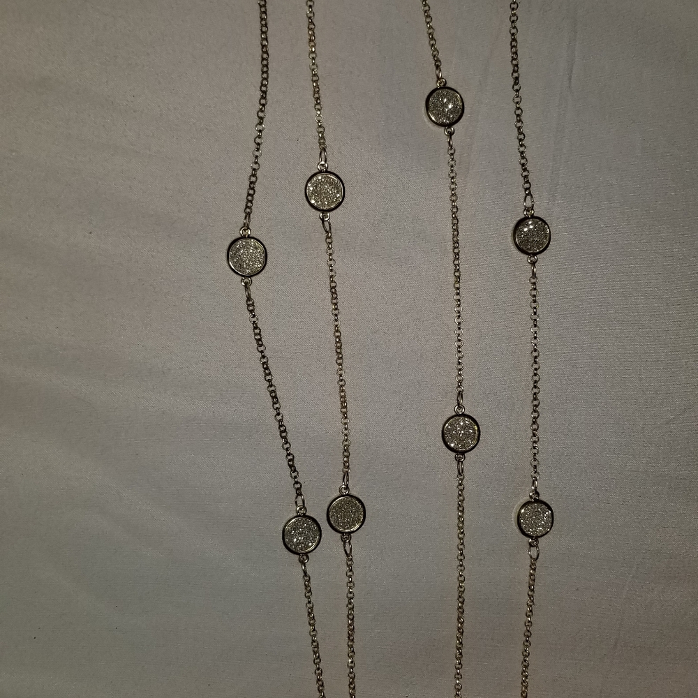 Long necklace New York& Co